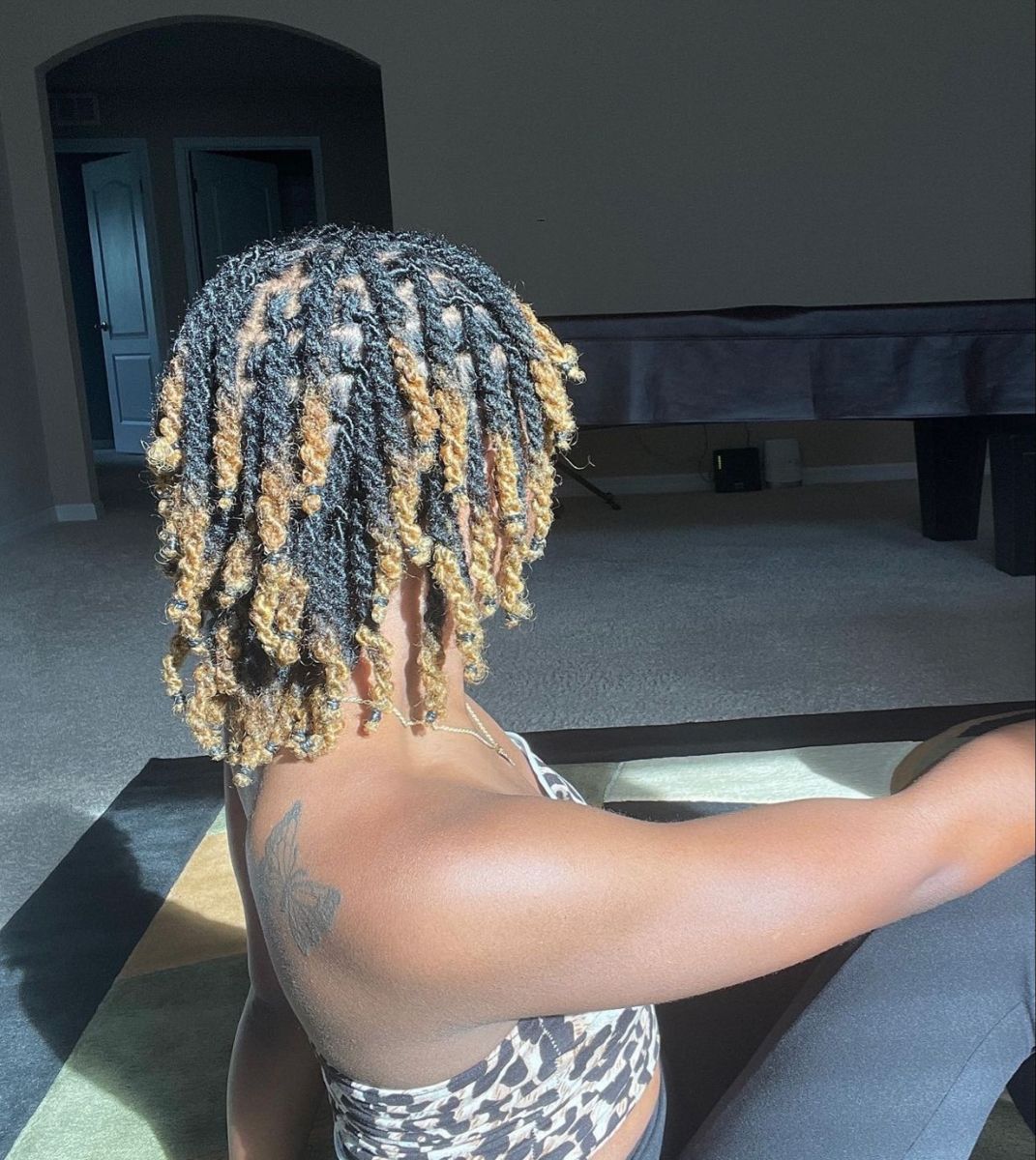 Two Strand Twist Out on Short Locs