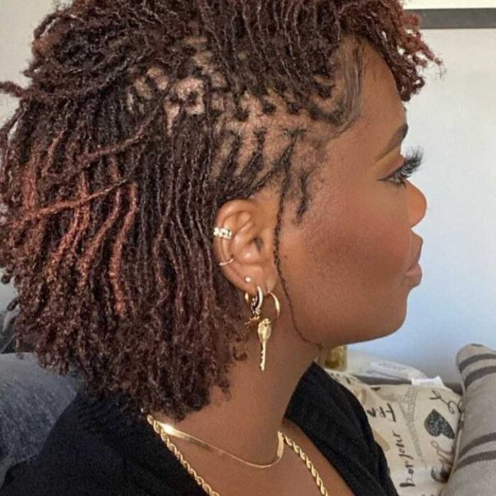 girl in locs