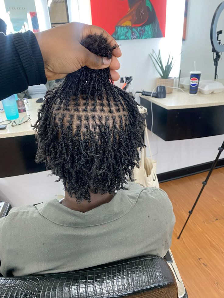 girl on locs