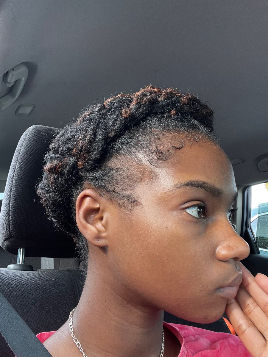 girl on locs