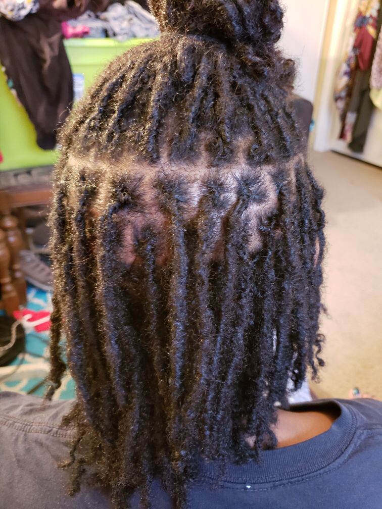 interlocking locs
