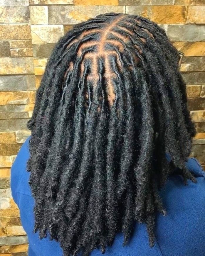 girl on locs