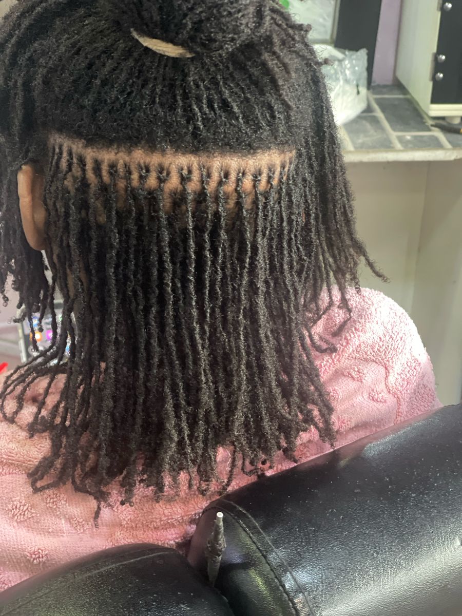 retwisting locs