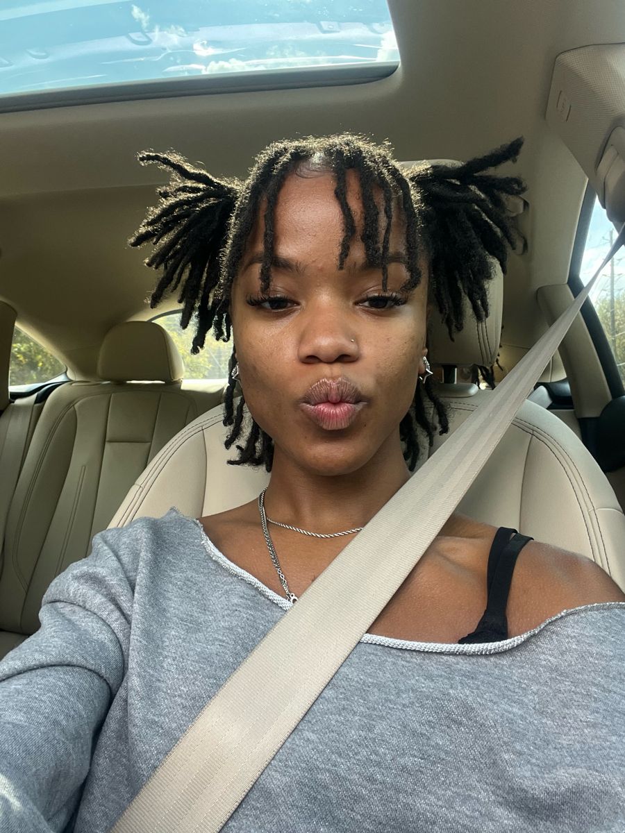 girl on locs