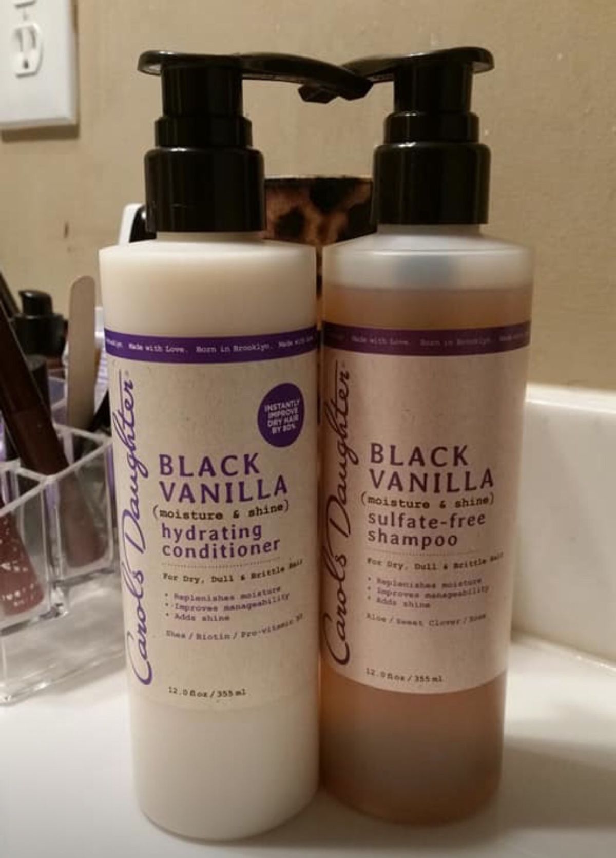 Carol's Daughter Black Vanilla Moisture and Shine Sulfate Free Shampoo