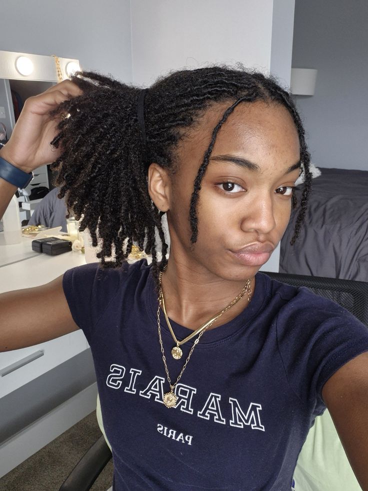 girl on locs