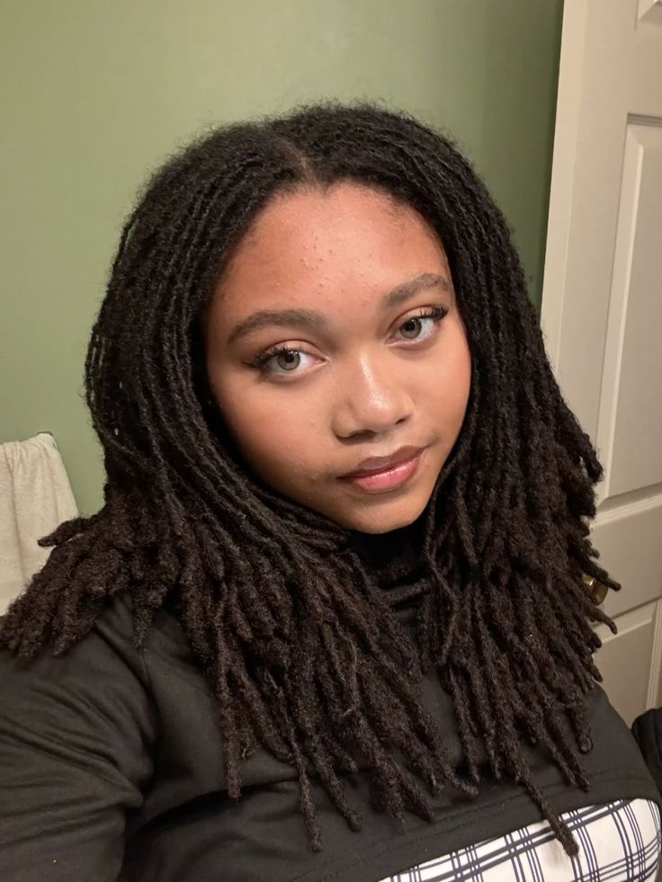 girl on locs