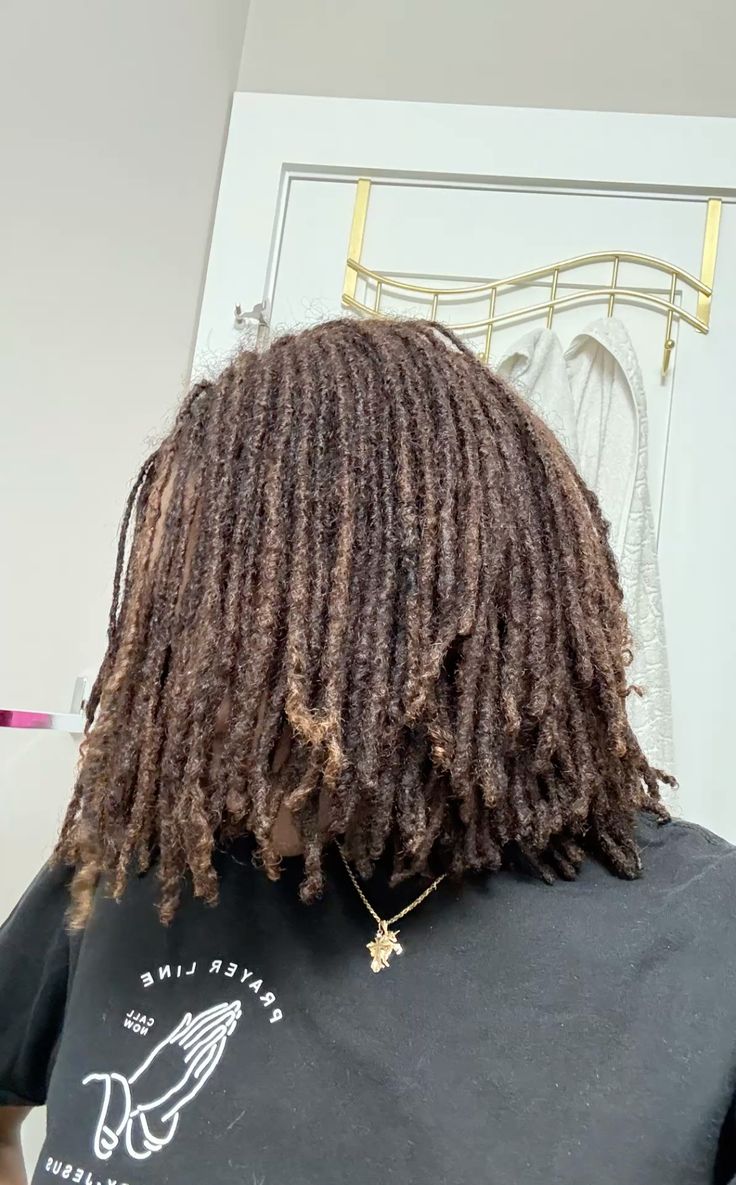 girl on locs