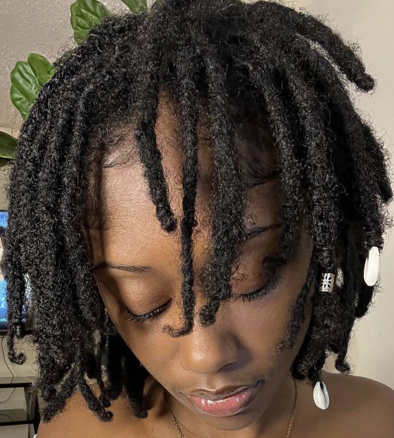 girl on locs