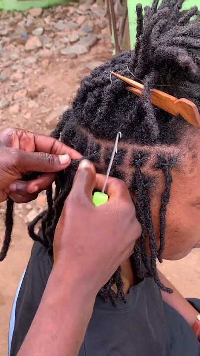 girl on locs