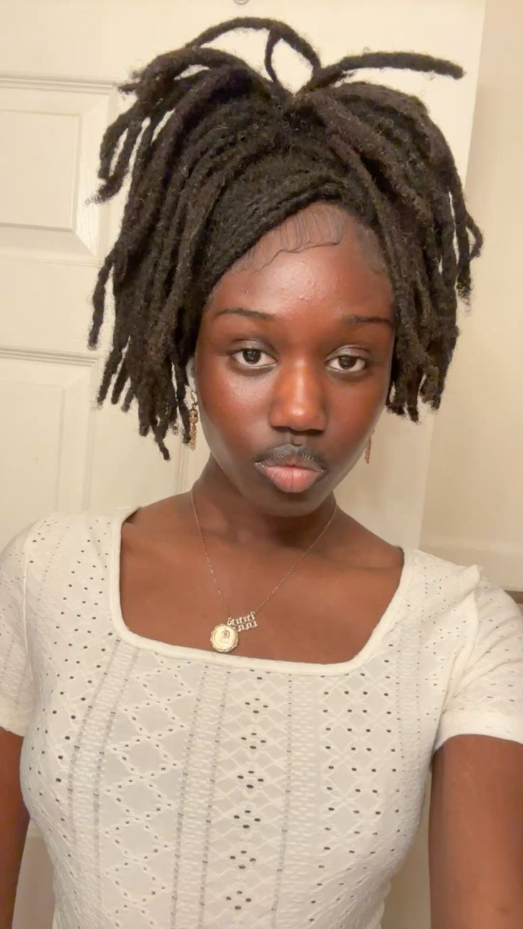 girl on locs