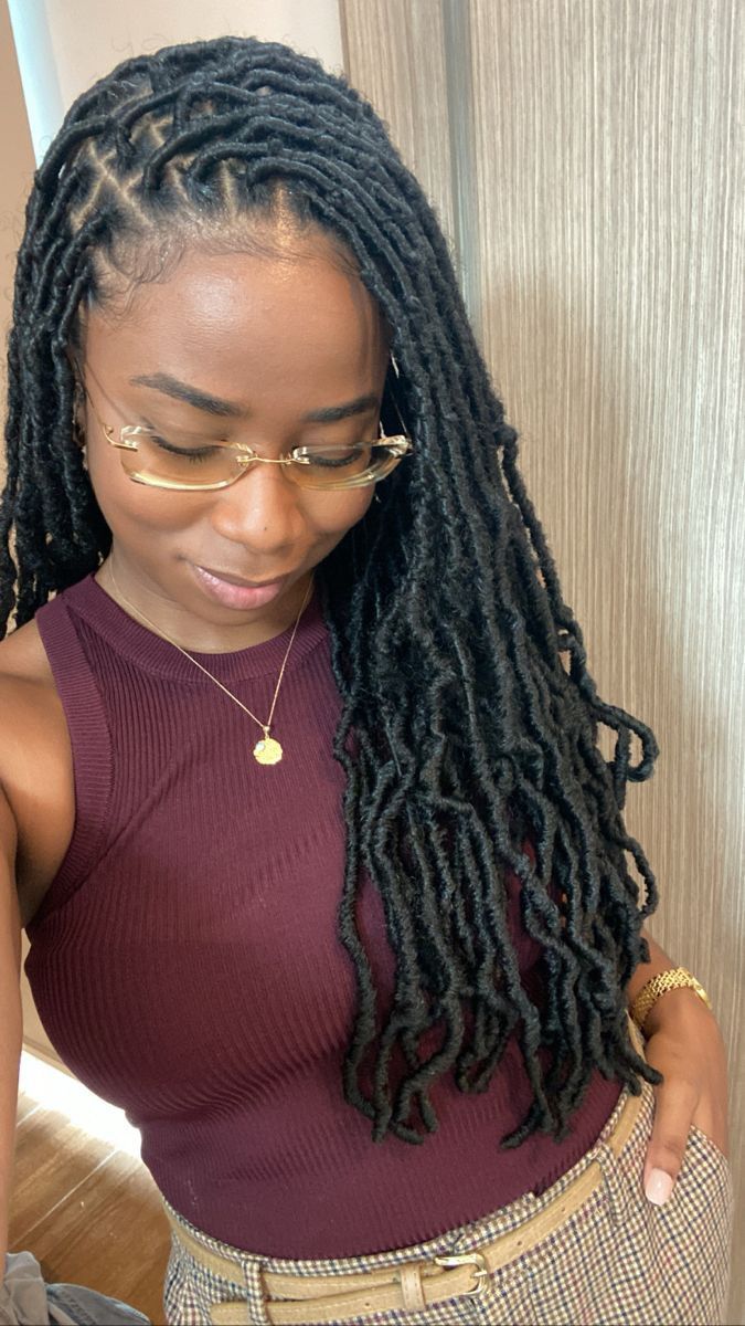 girl on locs