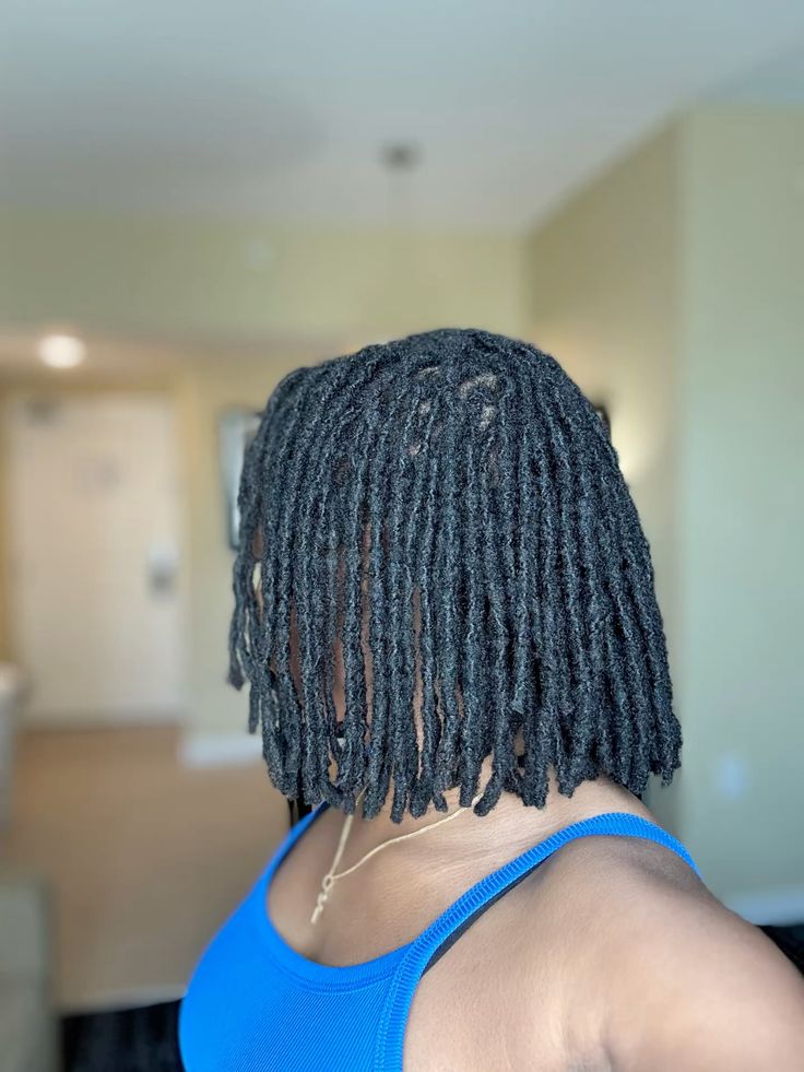 Classic Chin-Length Loc Bob